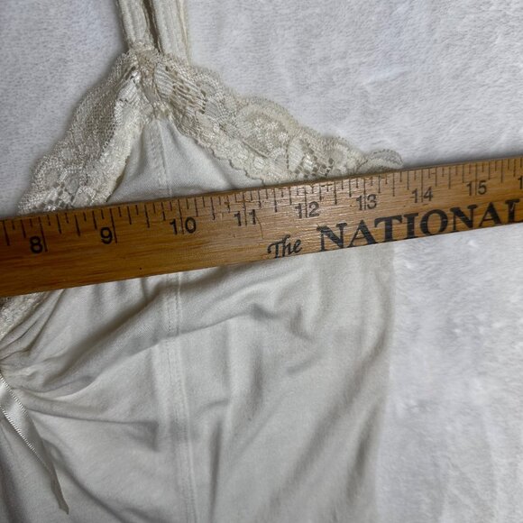 Guess Jeans Lace-Trimmed Ivory Camisole Top Vintage, Y2K, 90'S - Picture 5 of 10
